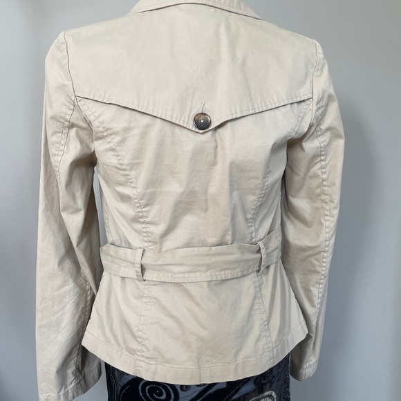 Cropped Trench Jacket - Picture 3 of 9